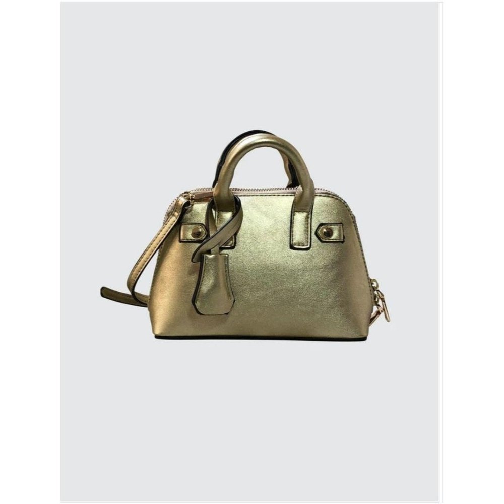 Nwt Dixie un billion crossbody bag
